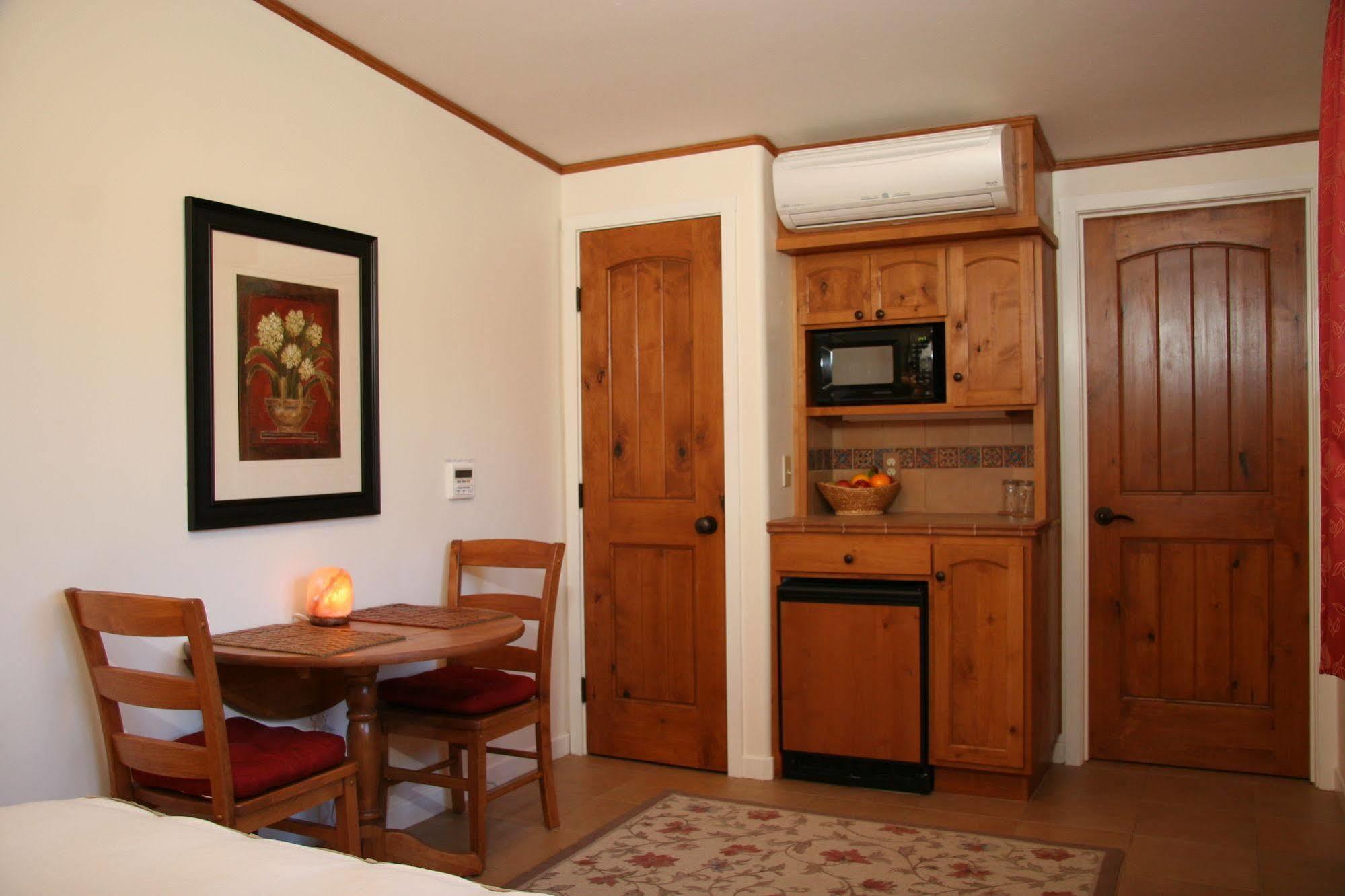 Ojai Retreat & Inn מראה חיצוני תמונה